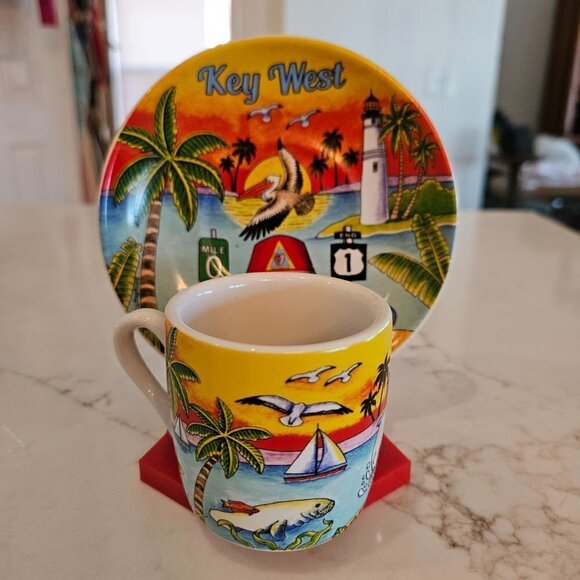 Key West Miniature Cup and Plate Set on a Plastic Display Holder Souvenir - Picture 1 of 8